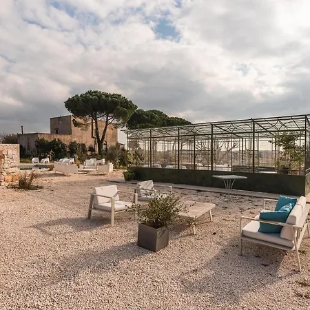Ada-trulli Puglia 3*