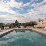 Ada-trulli Puglia אתר נופש 3*
