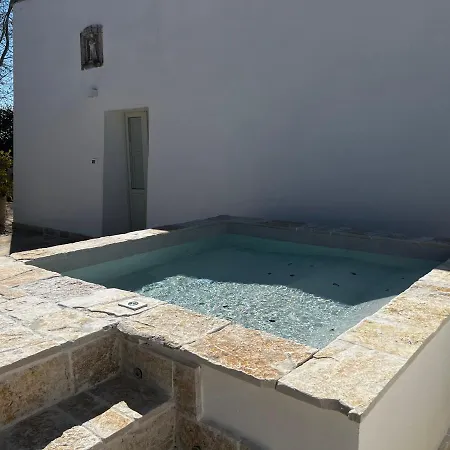 Ada-trulli Puglia Semesteranläggning (resort)