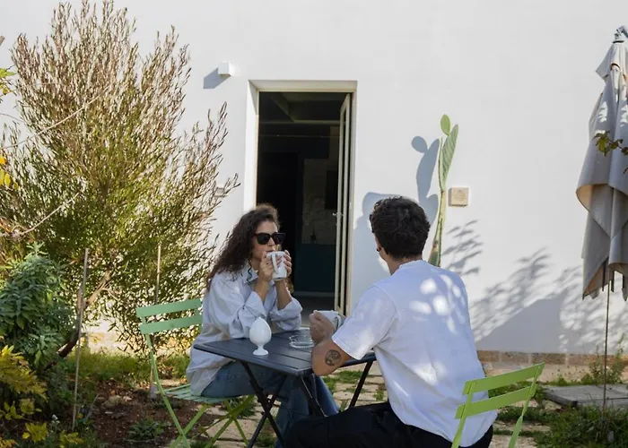 Ada-trulli Puglia 3* מרטינה פרנקה