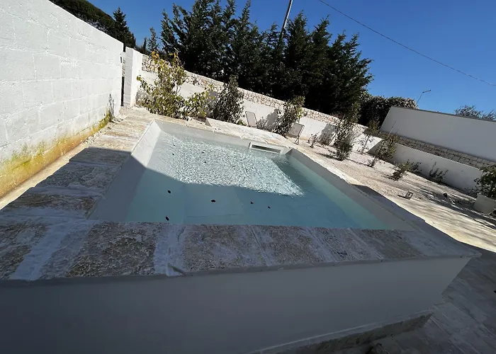 Ada-trulli Puglia מרטינה פרנקה